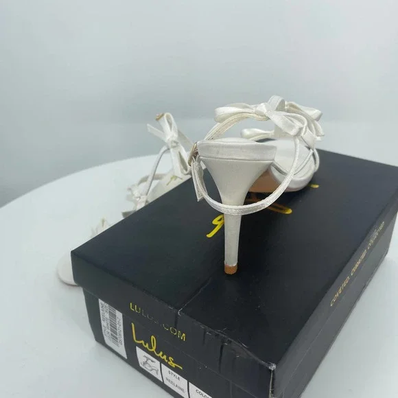 Lulus Reelaine White Satin Bow Ankle Strap Sandals NWT Size 7.5 - Picture 6 of 9